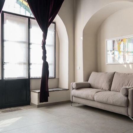 Le Scuderie Di Sant'Ambrogio Apartment มิลาน ภายนอก รูปภาพ