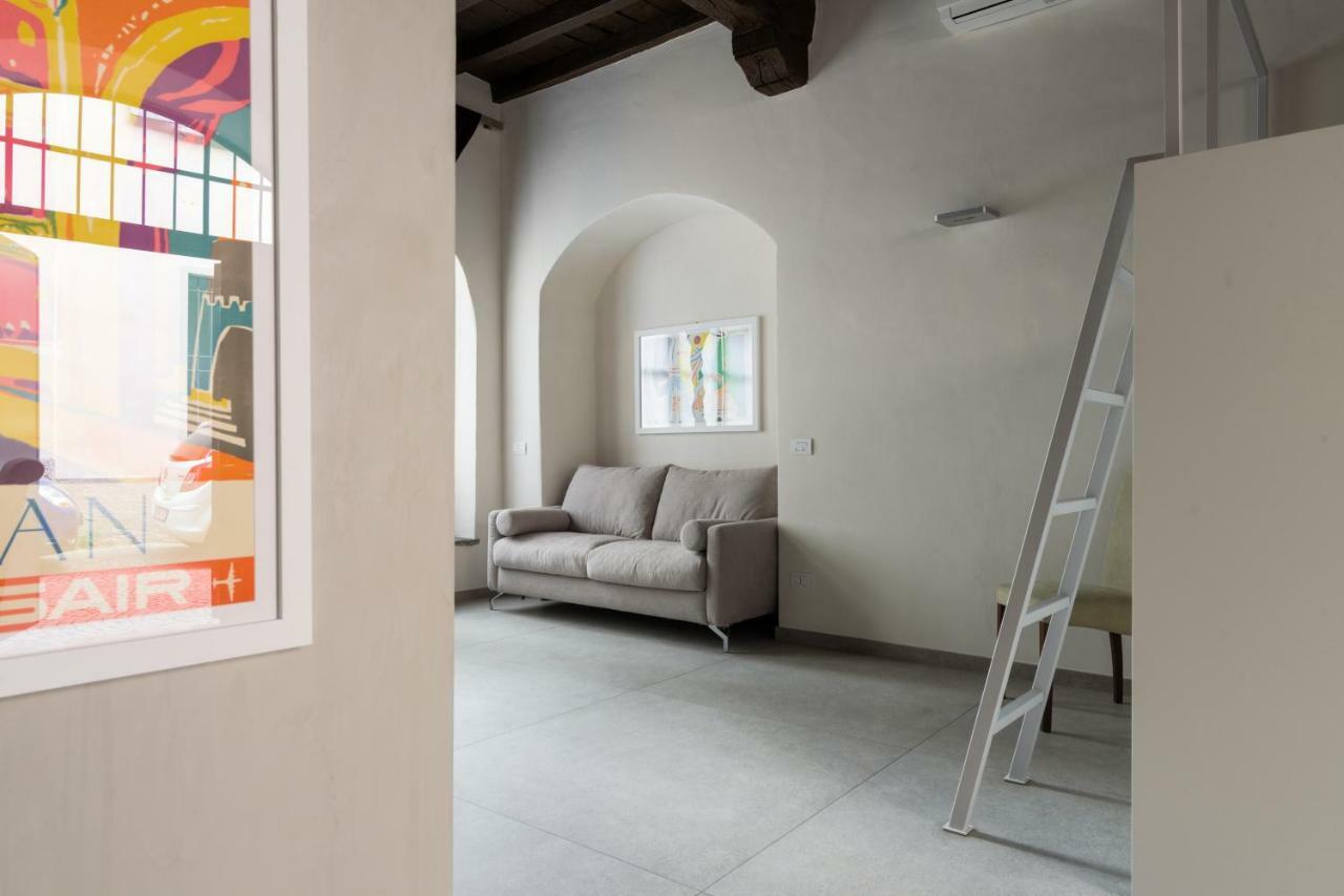 Le Scuderie Di Sant'Ambrogio Apartment มิลาน ภายนอก รูปภาพ