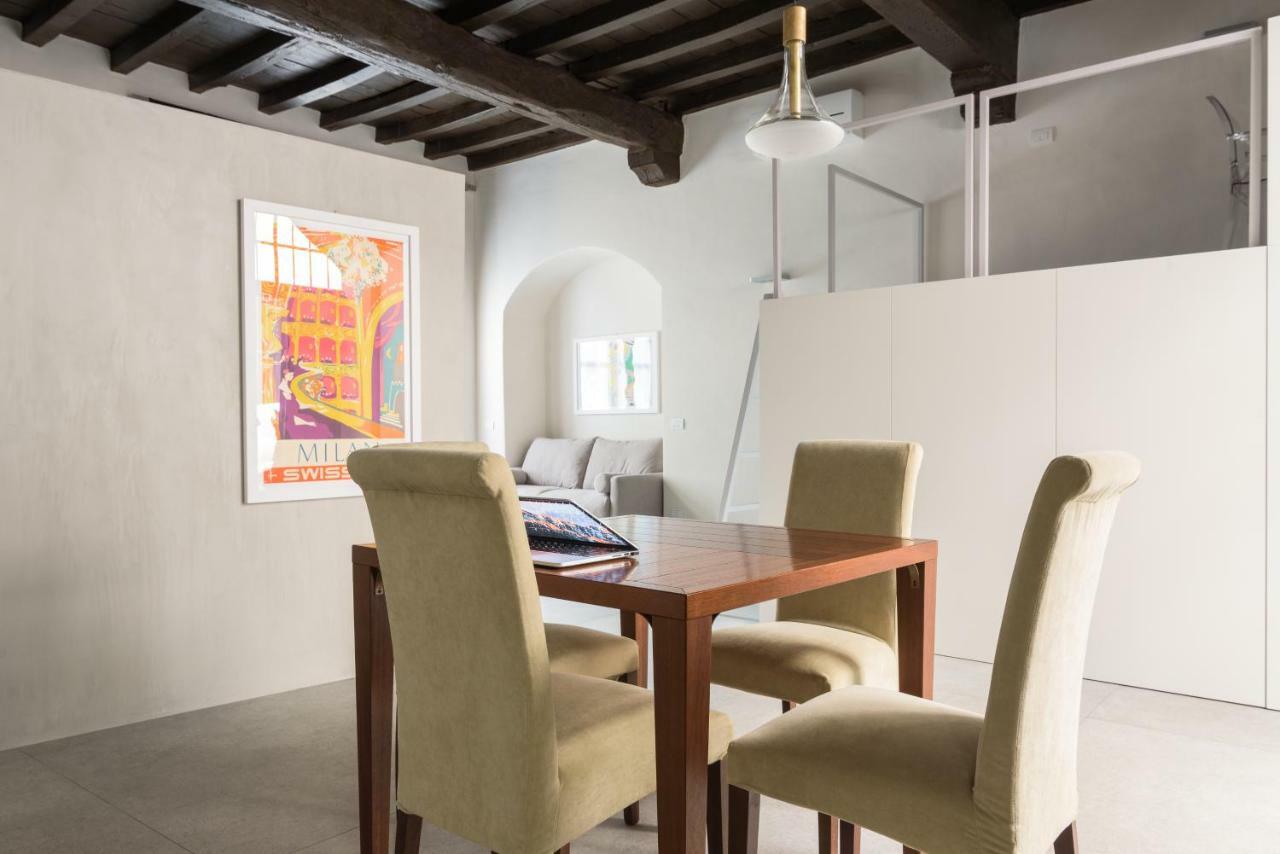 Le Scuderie Di Sant'Ambrogio Apartment มิลาน ภายนอก รูปภาพ