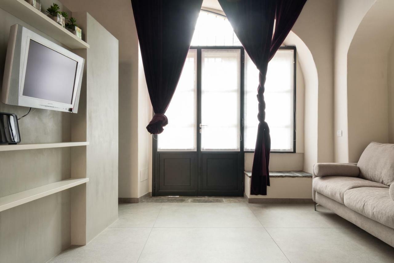 Le Scuderie Di Sant'Ambrogio Apartment มิลาน ภายนอก รูปภาพ