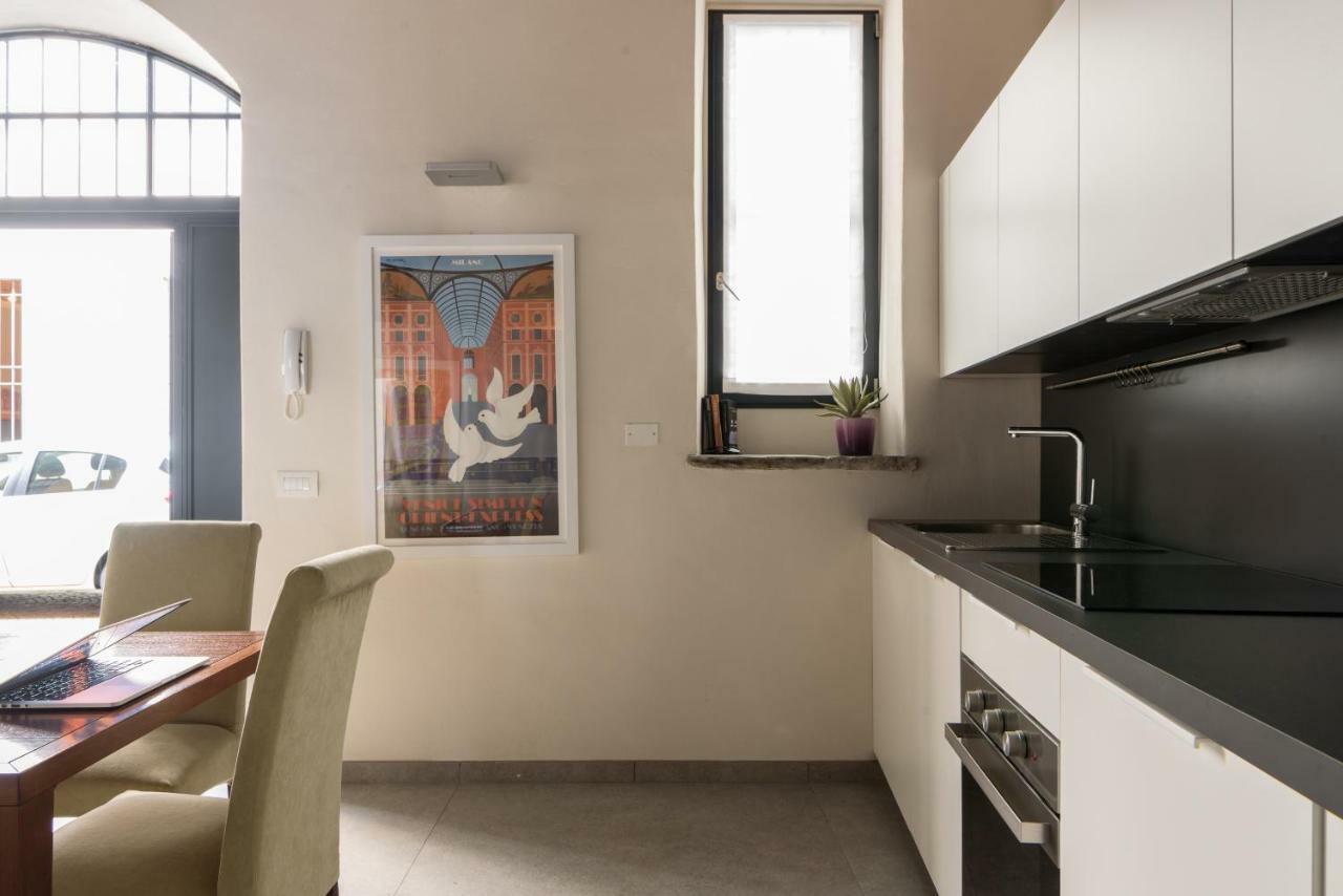 Le Scuderie Di Sant'Ambrogio Apartment มิลาน ภายนอก รูปภาพ