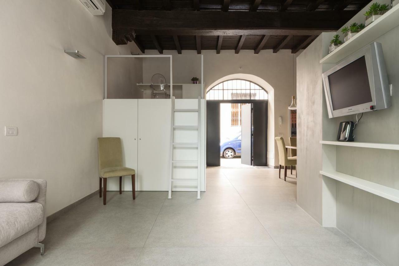 Le Scuderie Di Sant'Ambrogio Apartment มิลาน ภายนอก รูปภาพ
