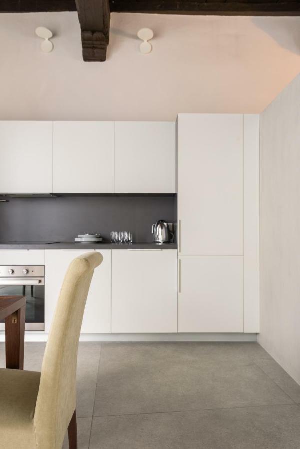 Le Scuderie Di Sant'Ambrogio Apartment มิลาน ภายนอก รูปภาพ