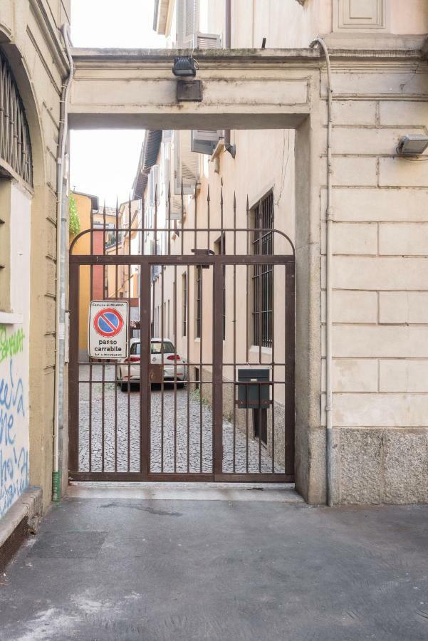 Le Scuderie Di Sant'Ambrogio Apartment มิลาน ภายนอก รูปภาพ