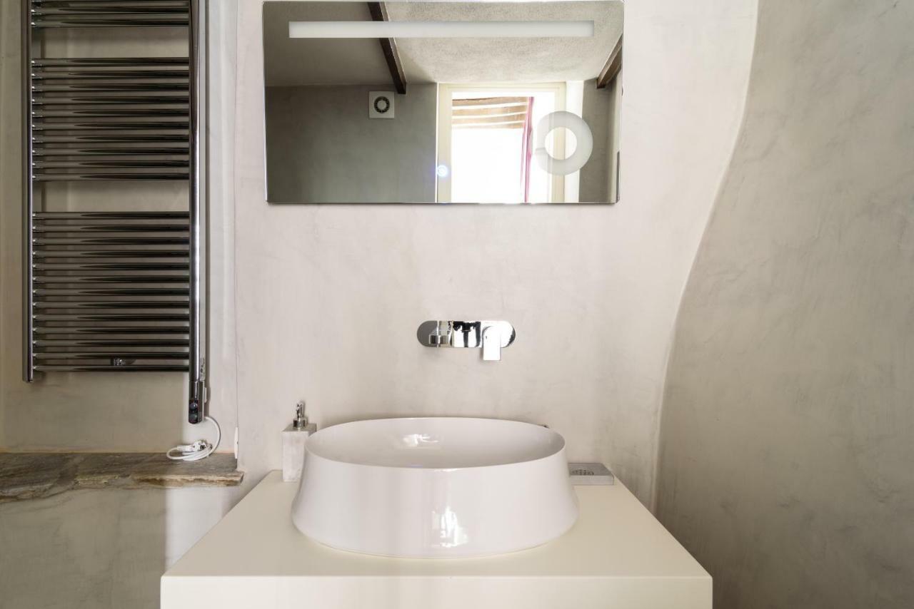 Le Scuderie Di Sant'Ambrogio Apartment มิลาน ภายนอก รูปภาพ